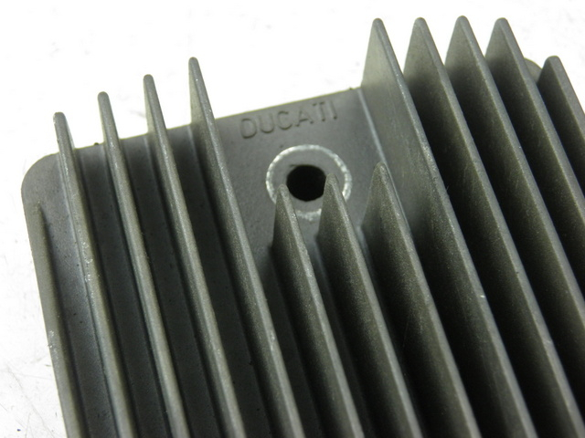 photo de REGOLATORE PIAGGIO MP3 LT 300 (2010 - 2016)