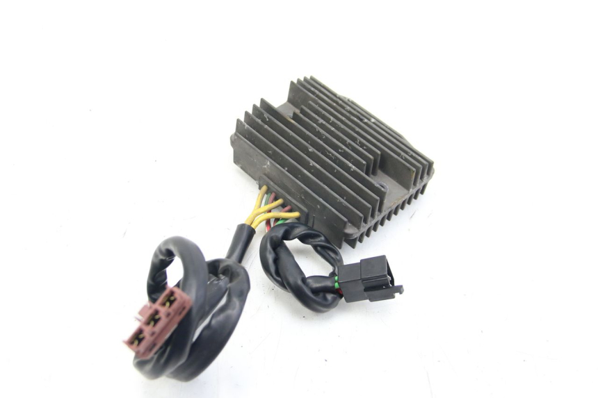 photo de REGOLATORE DI CARICA PIAGGIO VESPA GTS SUPER IE 125 (2009 - 2016)