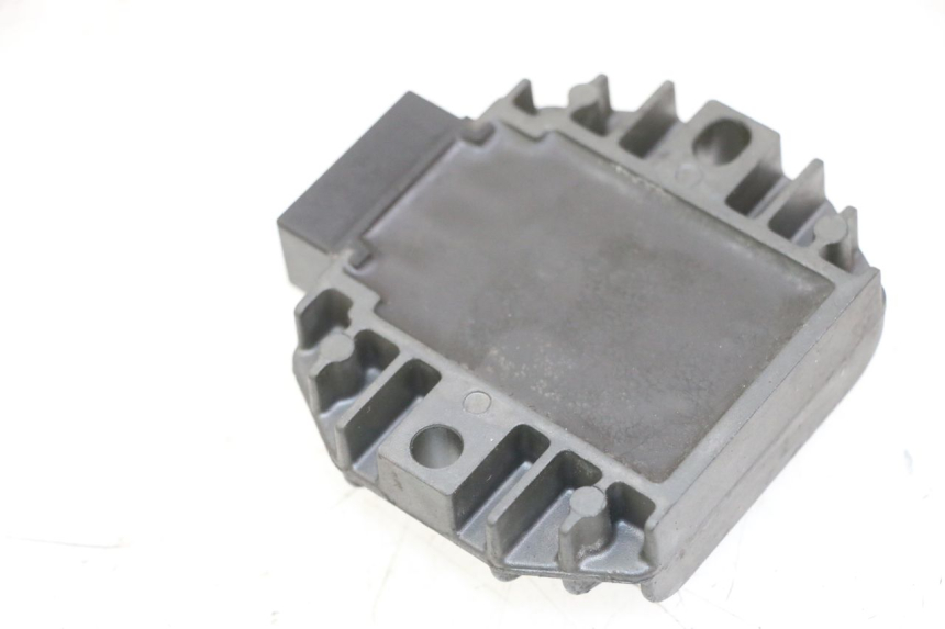 photo de REGOLATORE PIAGGIO VESPA LX 150 (2005 - 2013)