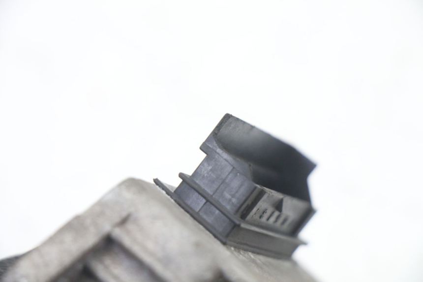 photo de REGOLATORE DI CARICA PIAGGIO VESPA LX 2T 50 (2005 - 2013)