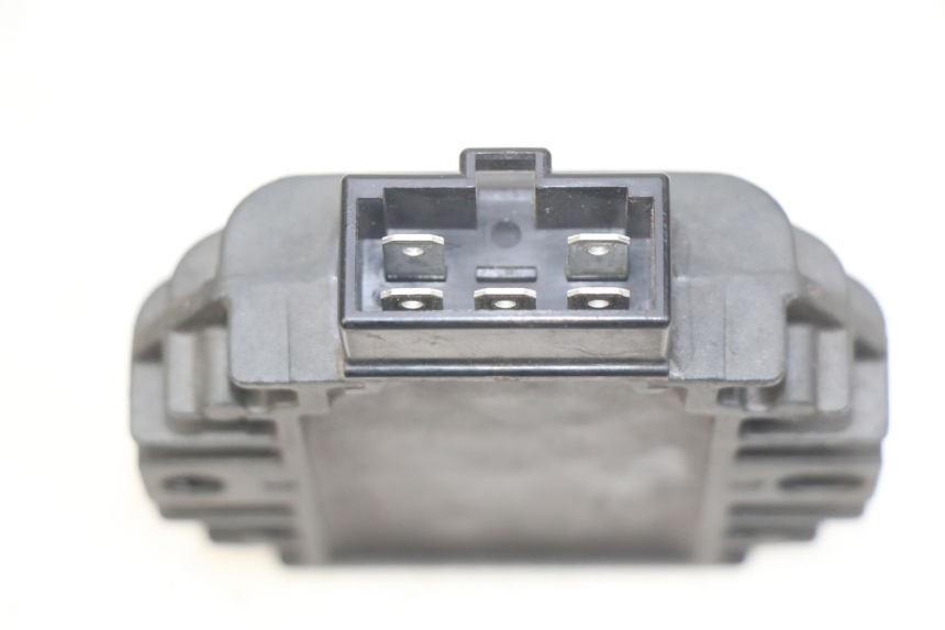 photo de REGOLATORE DI CARICA PIAGGIO VESPA LXV 125 (2006 - 2009)