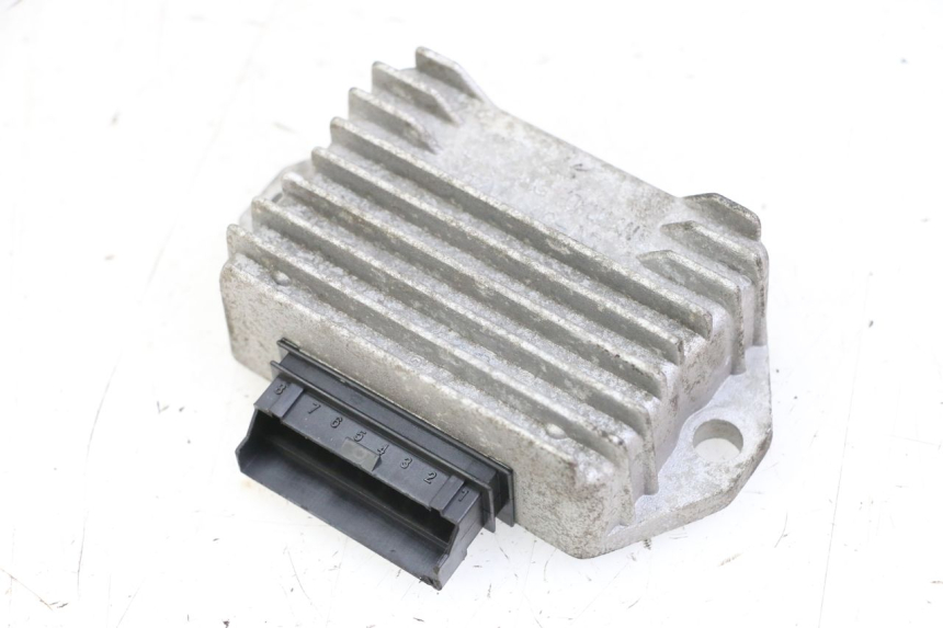 photo de REGOLATORE DI CARICA PIAGGIO VESPA S 2T 50 (2007 - 2014)