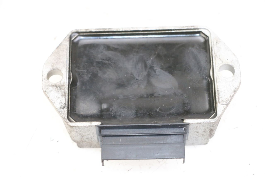 photo de REGOLATORE DI CARICA PIAGGIO VESPA S 2T 50 (2007 - 2014)