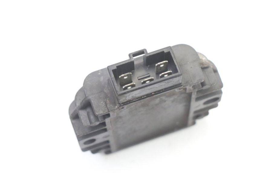 photo de REGOLATORE DI CARICA PIAGGIO X8 125 (2004 - 2007)