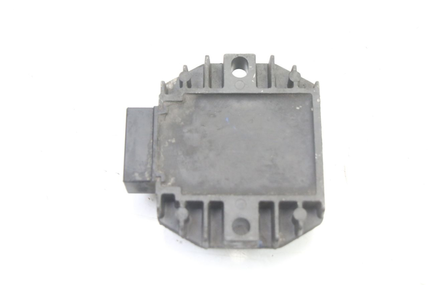 photo de REGOLATORE DI CARICA PIAGGIO X8 125 (2004 - 2007)