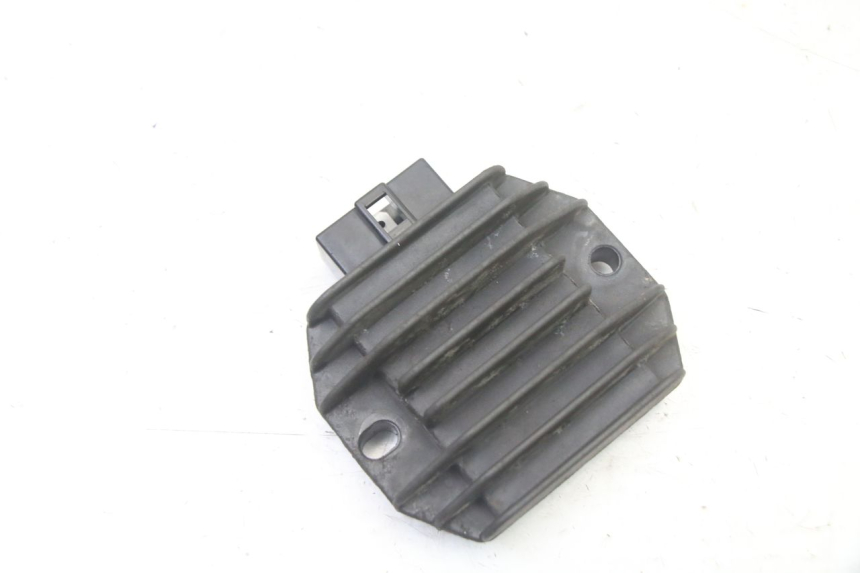 photo de REGOLATORE DI CARICA PIAGGIO X8 125 (2004 - 2007)