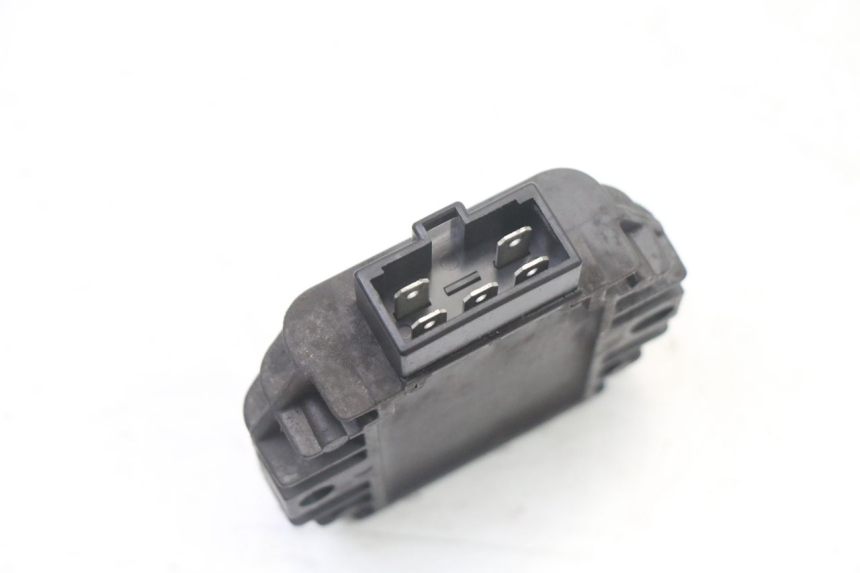 photo de REGOLATORE DI CARICA PIAGGIO X8 125 (2004 - 2007)