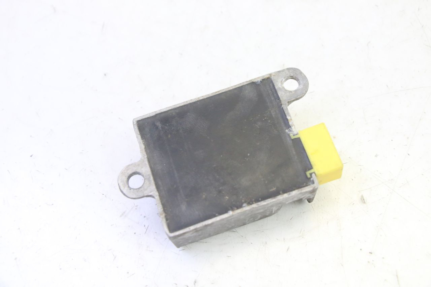 photo de REGOLATORE EFUN PUSA 1 - Primo piano tecnico