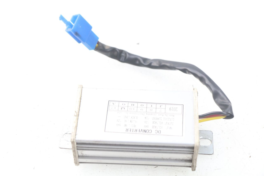 photo de REGOLATORE DI CARICA RED ELECTRIC RED E PRO 1 (2017 - 2019)