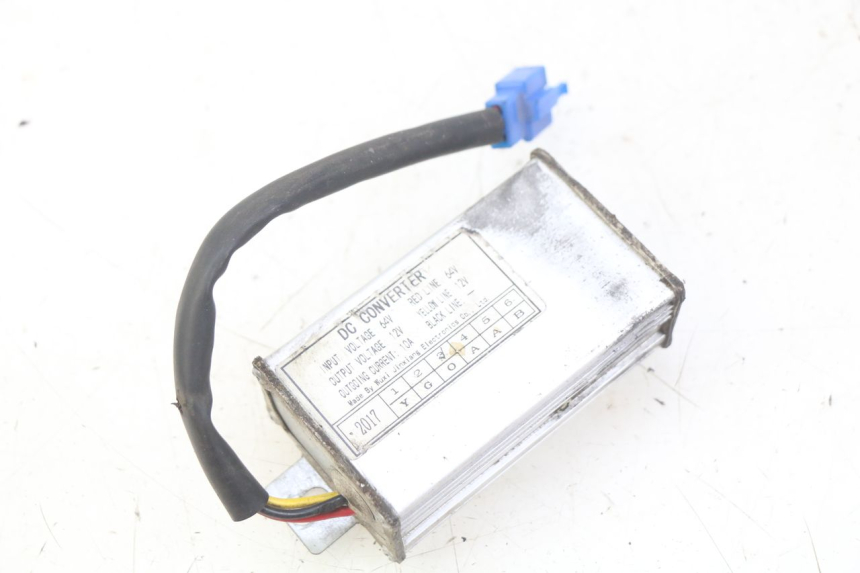 photo de REGOLATORE DI CARICA RED ELECTRIC RED E PRO 1 (2017 - 2019)