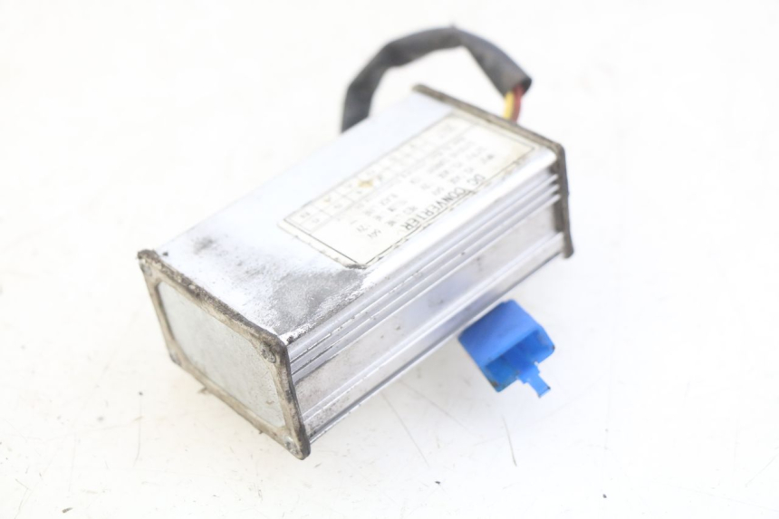 photo de REGOLATORE DI CARICA RED ELECTRIC RED E PRO 1 (2017 - 2019)