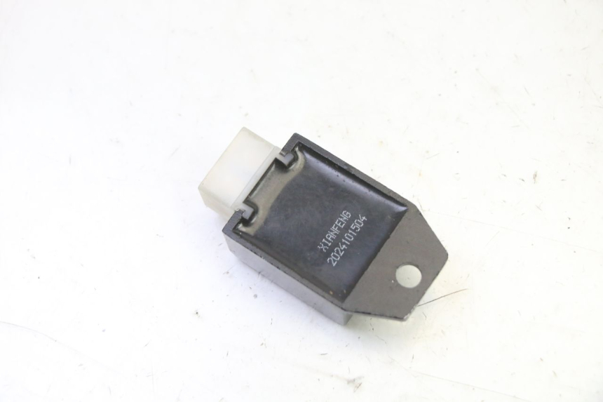 photo de REGOLATORE APOLLO RFZ 125