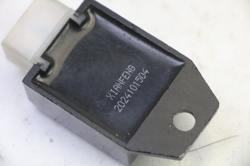 photo de REGOLATORE APOLLO RFZ 125