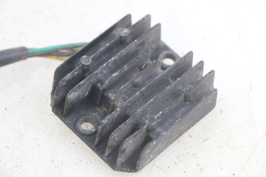 photo de REGOLATORE DI CARICA YAMASAKI ROADSTER 50 (2013 - 2018)