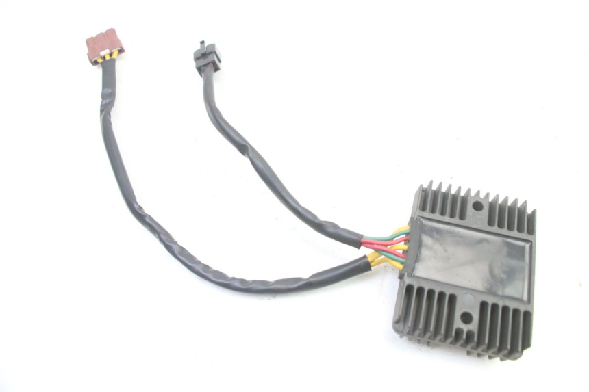 photo de REGOLATORE PEUGEOT SATELIS 250 (2006 - 2012)