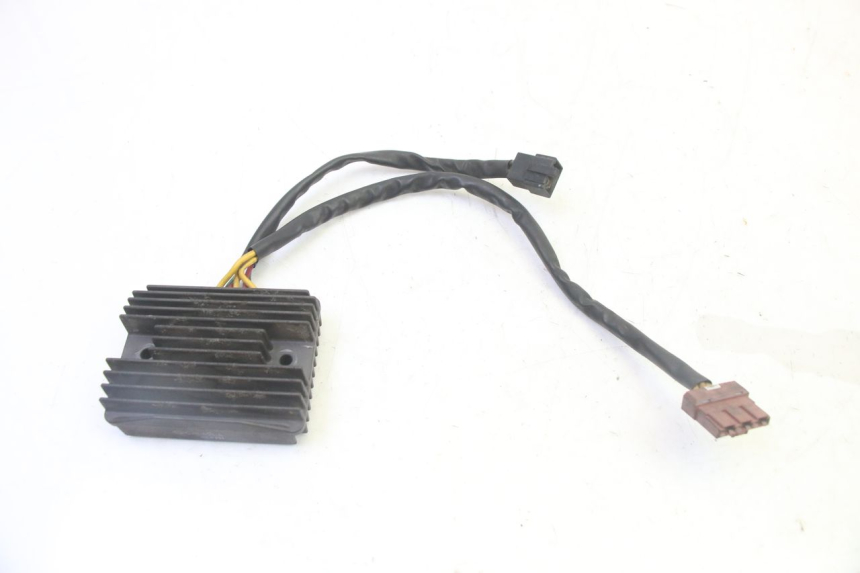 photo de REGOLATORE PEUGEOT SATELIS 125 (2013 - 2018)