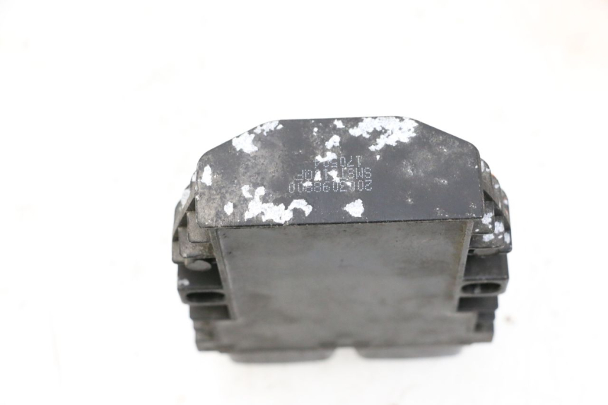 photo de REGOLATORE PEUGEOT SATELIS 125 (2013 - 2018) - Zoom sullo stato d'uso