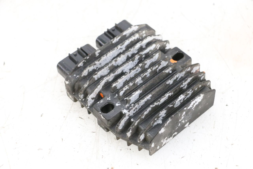 photo de REGOLATORE PEUGEOT SATELIS 125 (2013 - 2018) - Vista d'insieme del prodotto