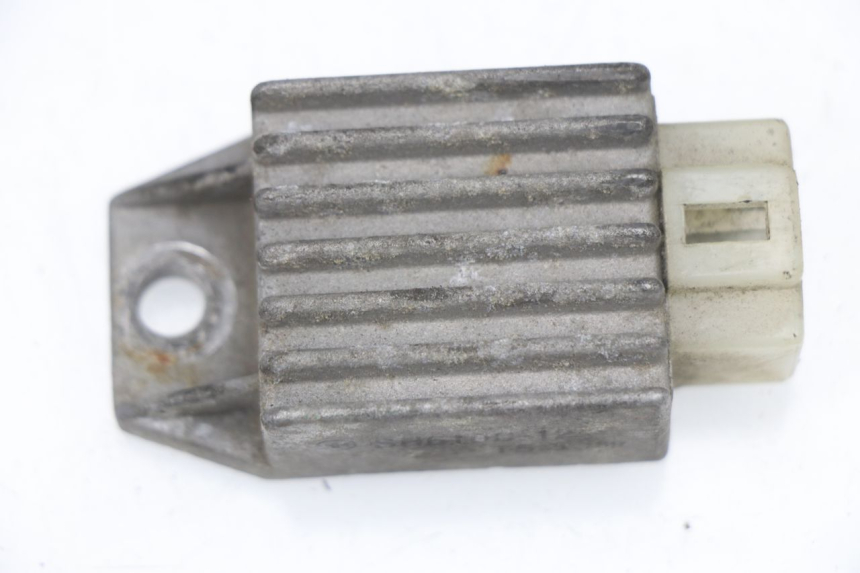 photo de Regolatore di carica PEUGEOT SPEEDFIGHT 2 AC 50 (2000 - 2009)