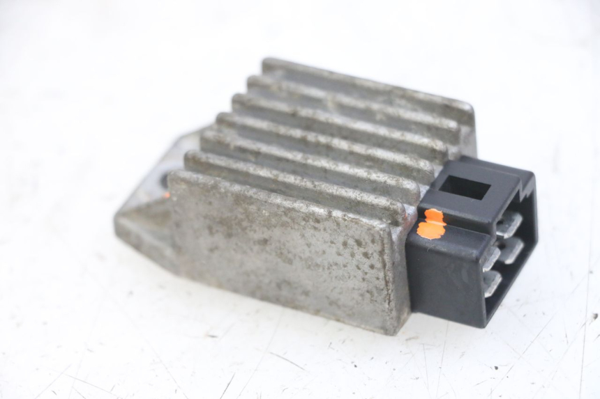 photo de REGOLATORE PEUGEOT SPEEDFIGHT 2 LC 50 (2000 - 2009)