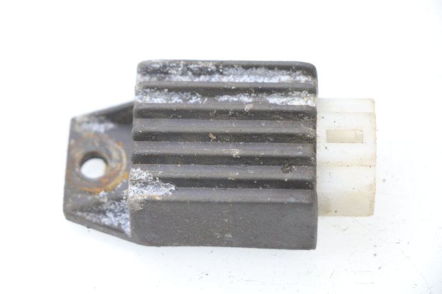 photo de REGOLATORE DI CARICA PEUGEOT SPEEDFIGHT 3 AIR 50 (2009 - 2015)