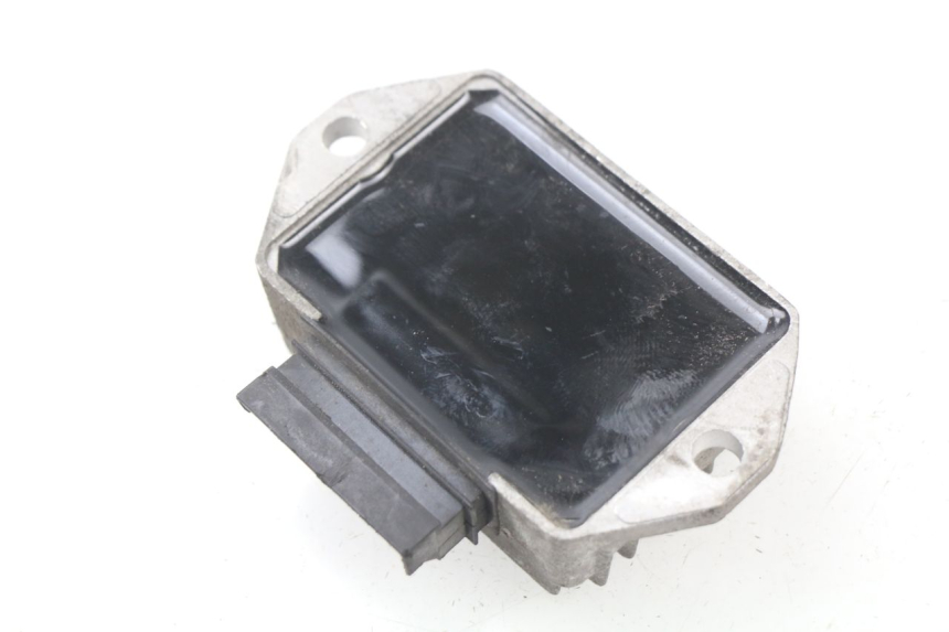 photo de REGOLATORE DI CARICA APRILIA SR 2T 50 (2012 - 2017)