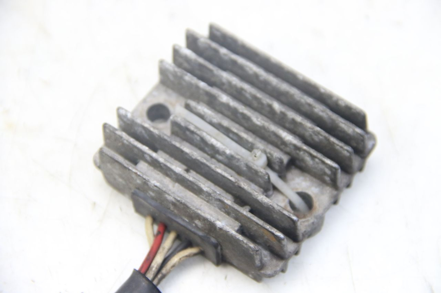 photo de REGOLATORE DI CARICA YAMAHA SR 125 (1982 - 2003)