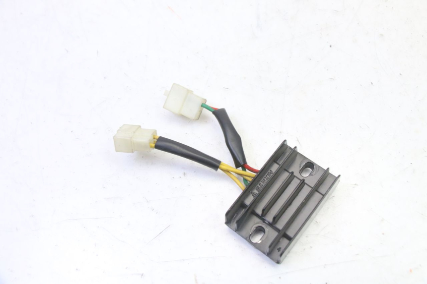 photo de REGOLATORE PEUGEOT STREETZONE I 2T 50 (2018 - 2020)