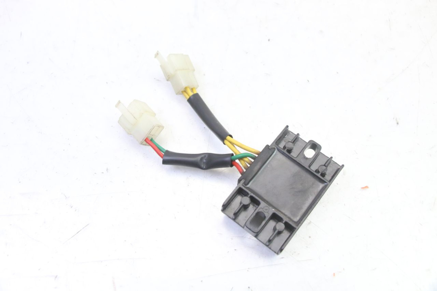 photo de REGOLATORE PEUGEOT STREETZONE I 2T 50 (2018 - 2020)