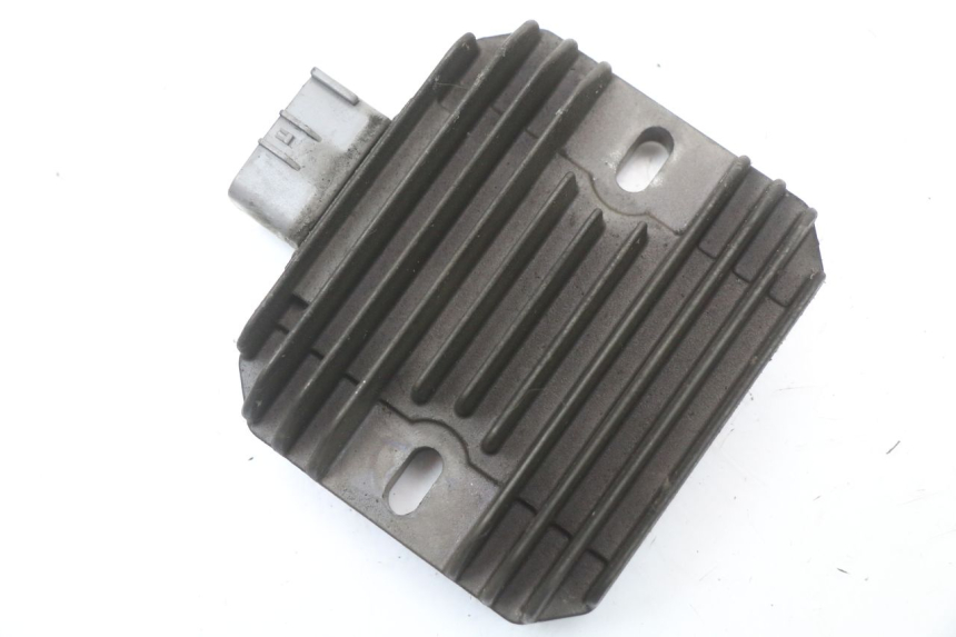 photo de REGOLATORE DI CARICA SUZUKI BURGMAN 125 (2007 - 2014)