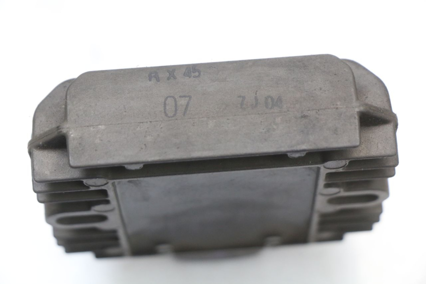 photo de REGOLATORE DI CARICA SUZUKI BURGMAN 125 (2007 - 2014)