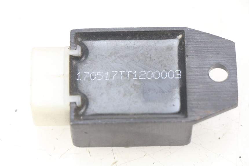 photo de REGOLATORE DI CARICA TNT MOTOR GRIDO 2T 50 (2010 - 2019)