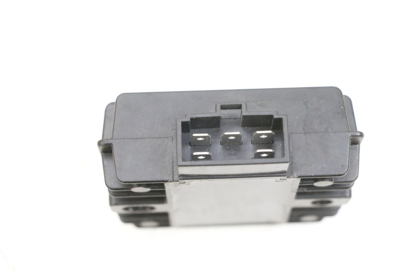 photo de REGOLATORE YAMAHA TRICITY 300 (2020 - 2024) - Primo piano tecnico