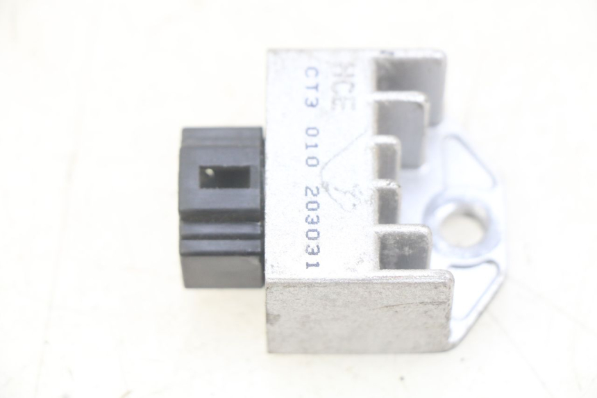 photo de REGOLATORE DI CARICA PEUGEOT TWEET 4T 50 (2010 - 2014)