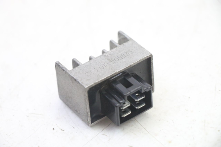photo de REGOLATORE DI CARICA PEUGEOT TWEET 4T 50 (2014 - 2019)
