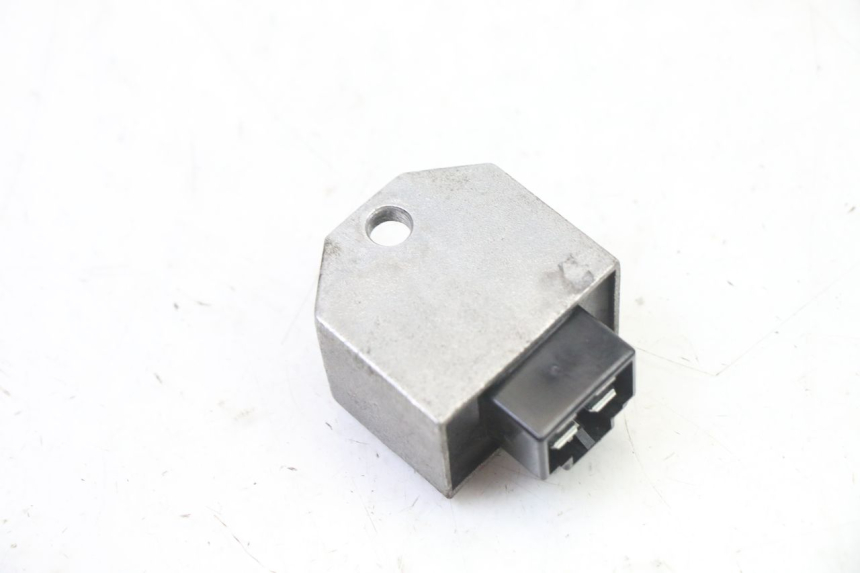 photo de REGOLATORE DI CARICA PEUGEOT TWEET 4T 50 (2014 - 2019)