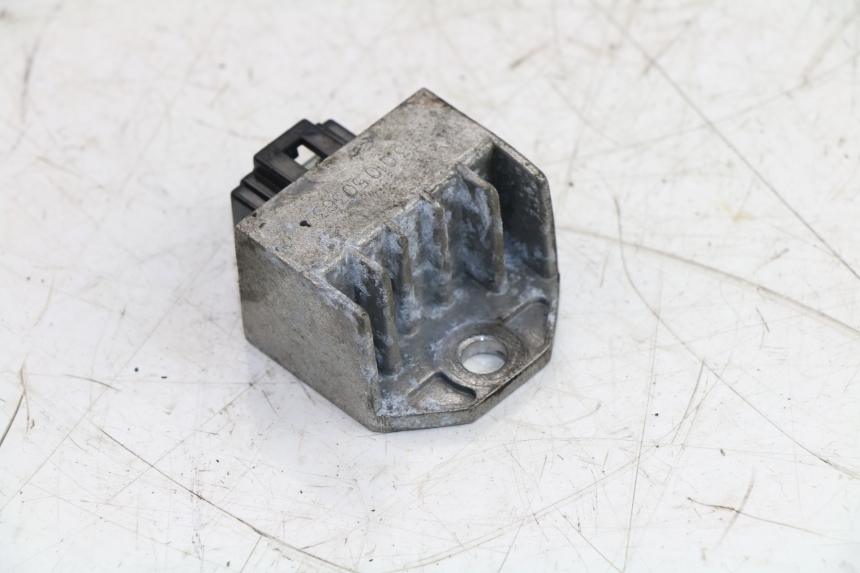 photo de REGOLATORE DI CARICA PEUGEOT TWEET 4T 50 (2010 - 2014)