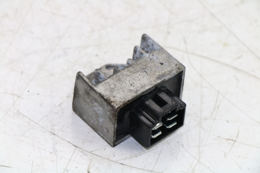 photo de REGOLATORE DI CARICA PEUGEOT TWEET 4T 50 (2010 - 2014)