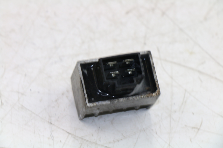 photo de REGOLATORE DI CARICA PEUGEOT TWEET 4T 50 (2010 - 2014)