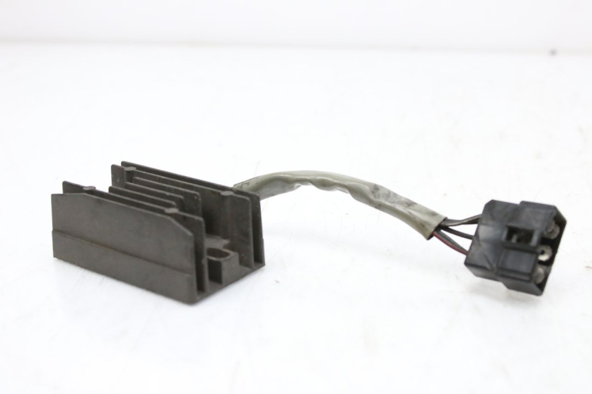 photo de REGOLATORE DI CARICA SUZUKI UH BURGMAN 125 (2002 - 2006)