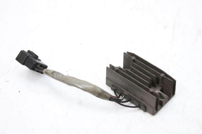 photo de REGOLATORE DI CARICA SUZUKI UH BURGMAN 125 (2002 - 2006)