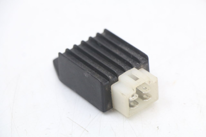 photo de Regolatore di carica BEELINE VELOCE 4T 50 (2011 - 2020)