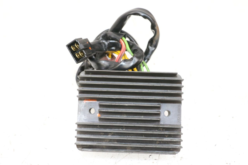 photo de REGOLATORE DI CARICA PIAGGIO VESPA GTS SUPER IE 125 (2009 - 2016) - Vista principale