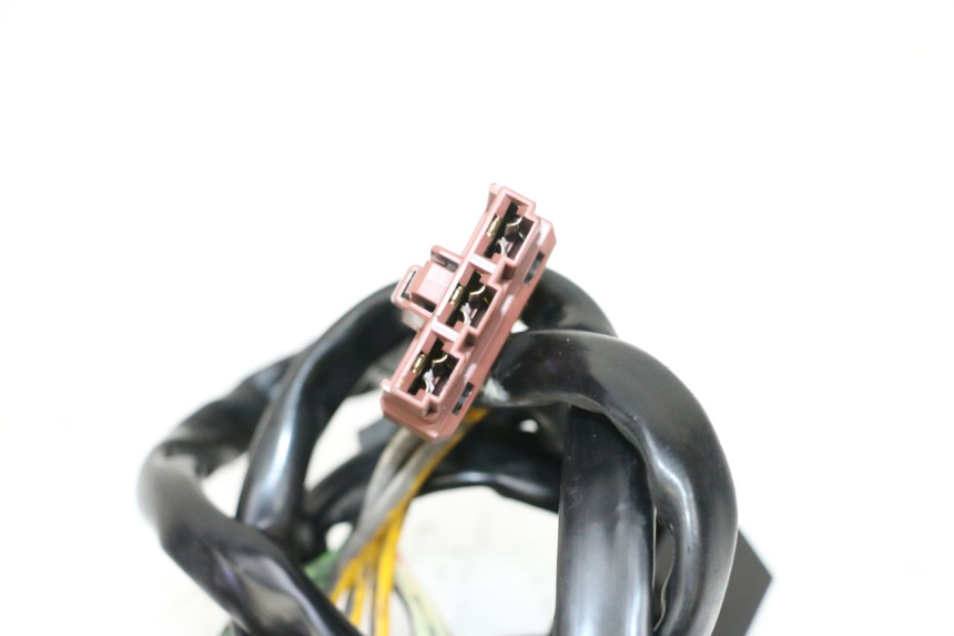 photo de REGOLATORE DI CARICA PIAGGIO VESPA GTS SUPER IE 125 (2009 - 2016) - Primo piano tecnico