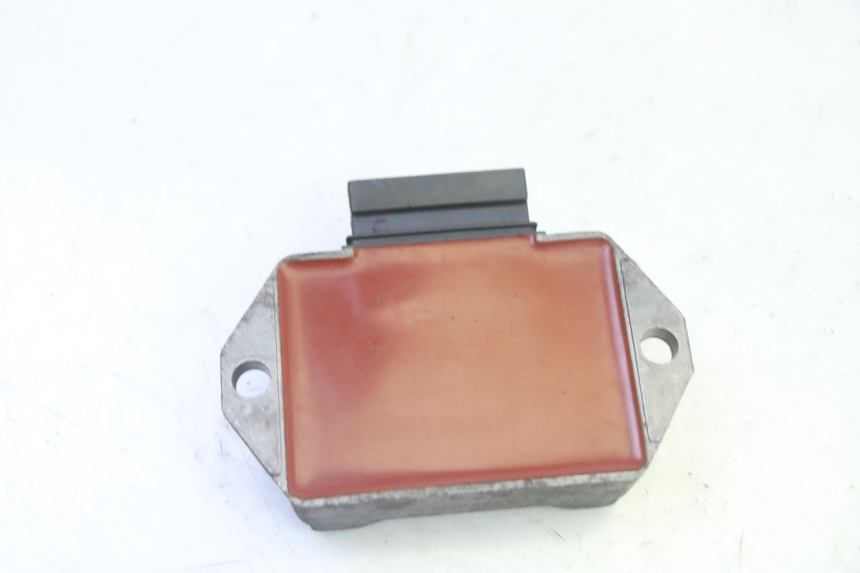 photo de REGOLATORE DI CARICA PIAGGIO VESPA S 2T 50 (2007 - 2014)