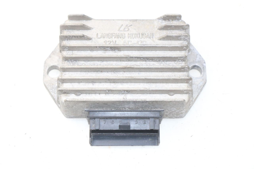 photo de REGOLATORE DI CARICA PIAGGIO VESPA SPRINT 2T 50 (2014 - 2018)