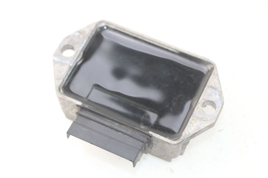 photo de REGOLATORE DI CARICA PIAGGIO VESPA SPRINT 2T 50 (2014 - 2018)
