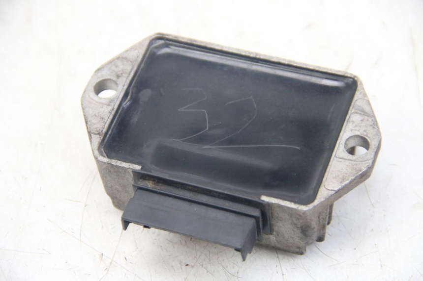 photo de REGOLATORE DI CARICA PIAGGIO VESPA SPRINT 2T 50 (2014 - 2018)