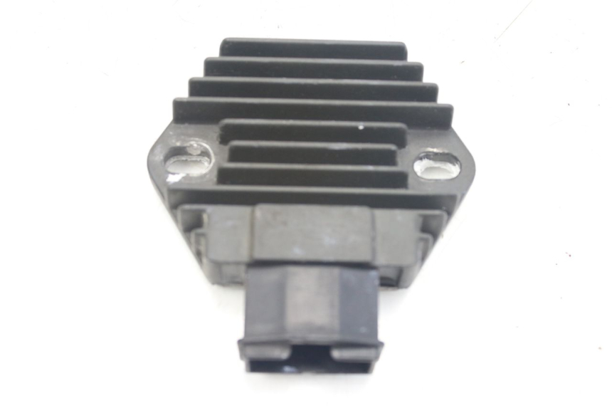 photo de REGOLATORE DI CARICA HONDA VFR FI RC46 800 (1998 - 2001)