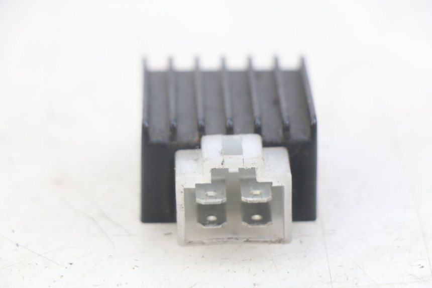 photo de REGOLATORE DI CARICA PEUGEOT VIVACITY NEW 2T 50 (2008 - 2017)
